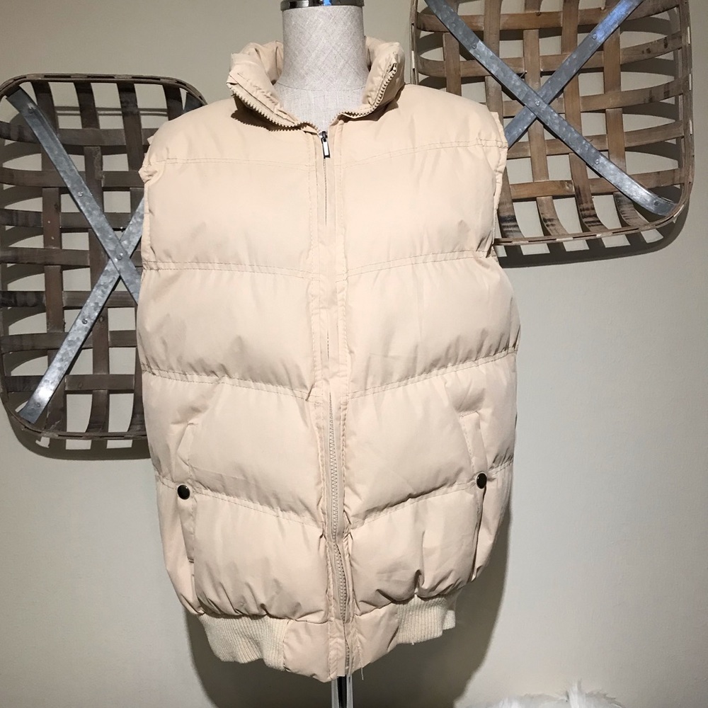 Vanessa’s winter collection puffer vest size L